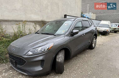 Ford Escape  2021