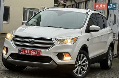Ford Escape  2017