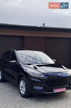 Ford Escape  2021