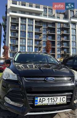 Ford Escape  2014
