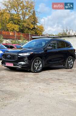 Ford Escape  2023