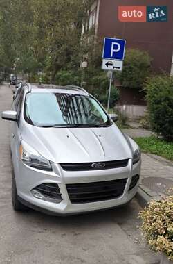 Ford Escape  2015