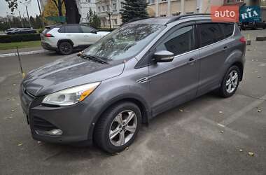 Ford Escape  2014