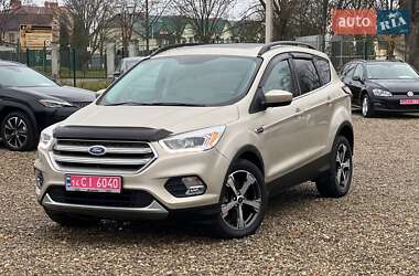 Ford Escape  2017