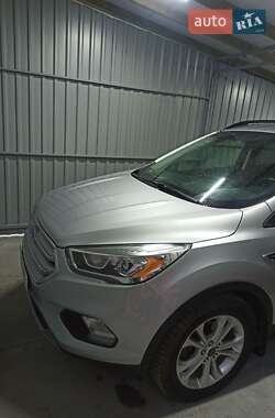 Ford Escape  2017