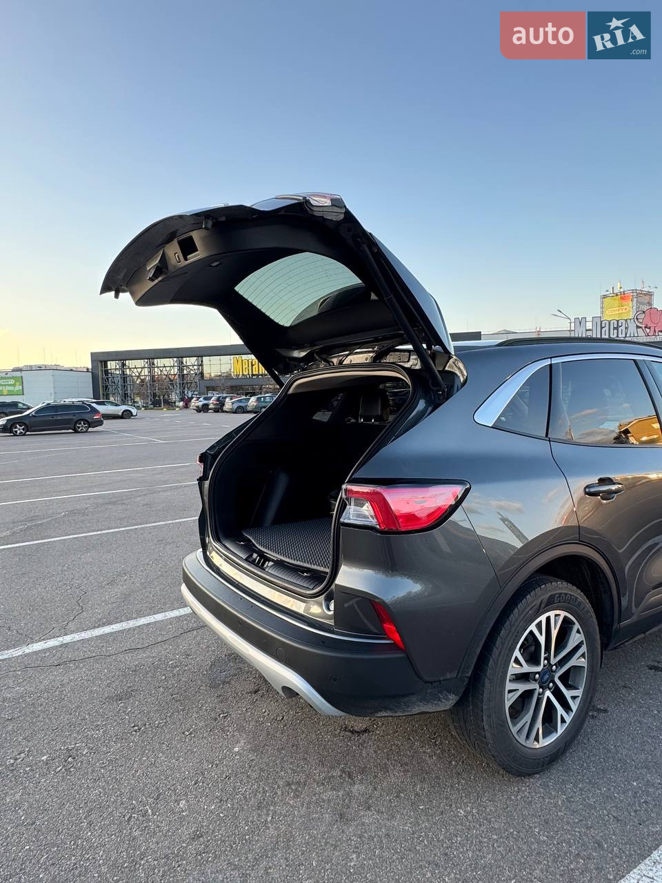 2020 Ford Escape - мініатюра 2