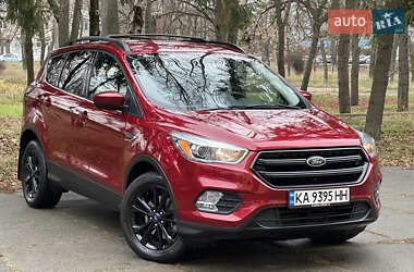 Ford Escape  2017