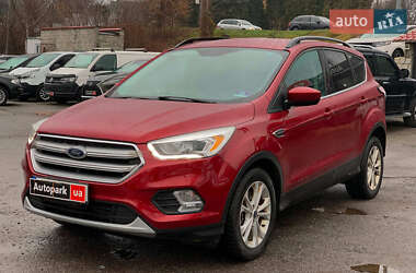 Ford Escape  2017