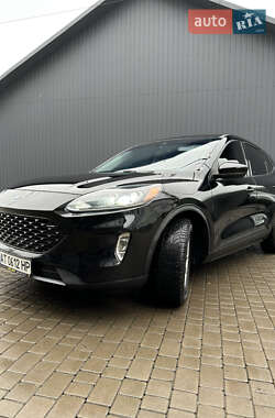 Ford Escape Mk4 2021