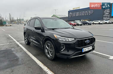 Ford Escape  2023