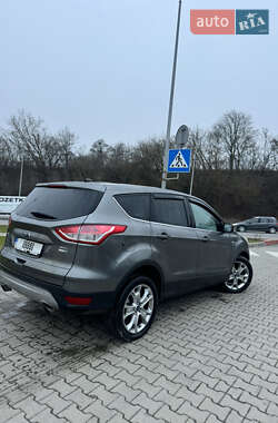 Ford Escape  2013