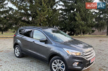 Ford Escape  2017