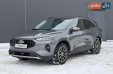 Ford Escape  2023