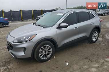 Ford Escape  2021