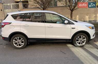 Ford Escape  2016