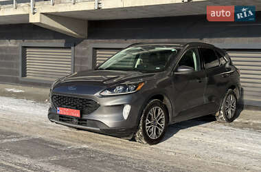 Ford Escape  2021