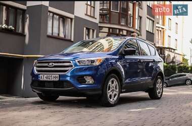 Ford Escape  2017