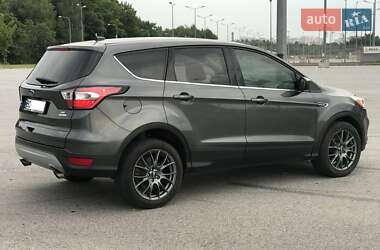 Ford Escape  2017