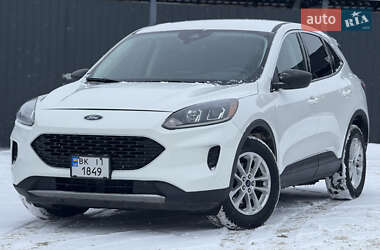 Ford Escape  2022