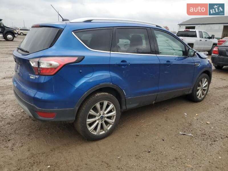 Внедорожник / Кроссовер Ford Escape 2017 в Львове