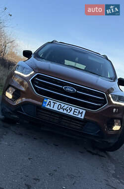 Ford Escape  2017
