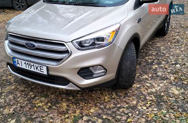 Ford Escape  2017