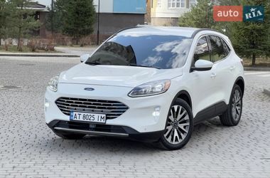 Ford Escape  2021