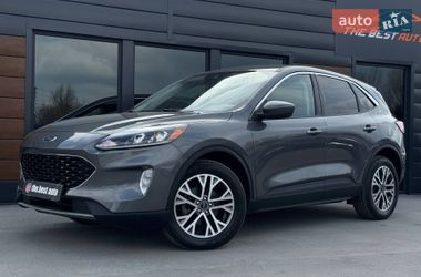Ford Escape  2021