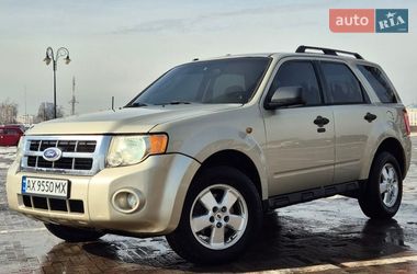 Ford Escape  2011