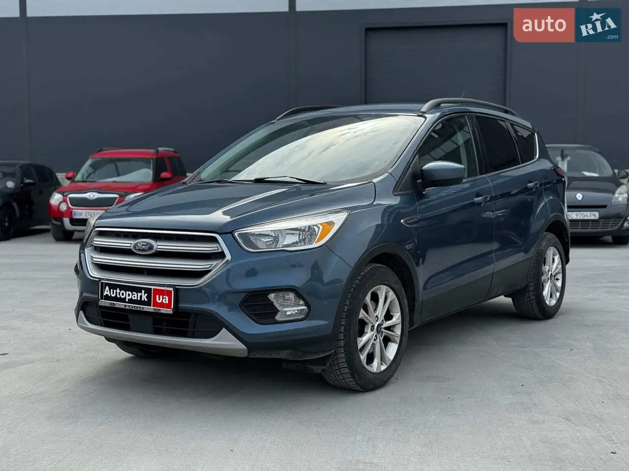 2017 Ford Escape - фото 1