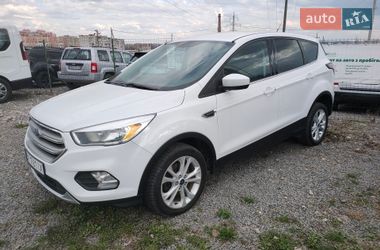 Ford Escape  2017