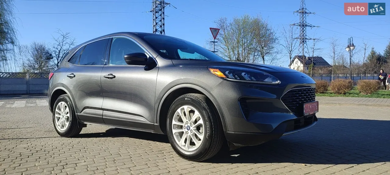 2019 Ford Escape - фото 1