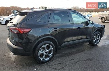Ford Escape  2025