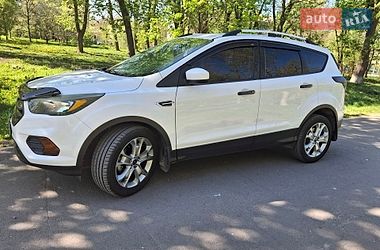 Ford Escape  2019