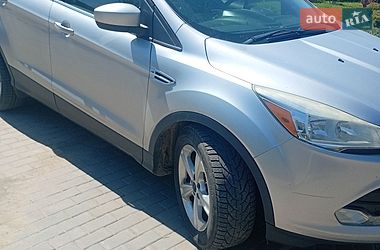 Ford Escape  2015