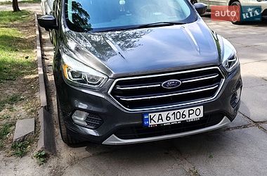Ford Escape  2017