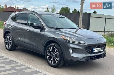 Ford Escape  2021