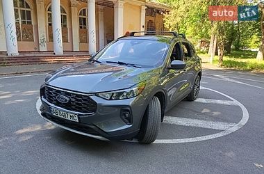 Ford Escape  2023