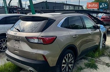 Ford Escape  2021