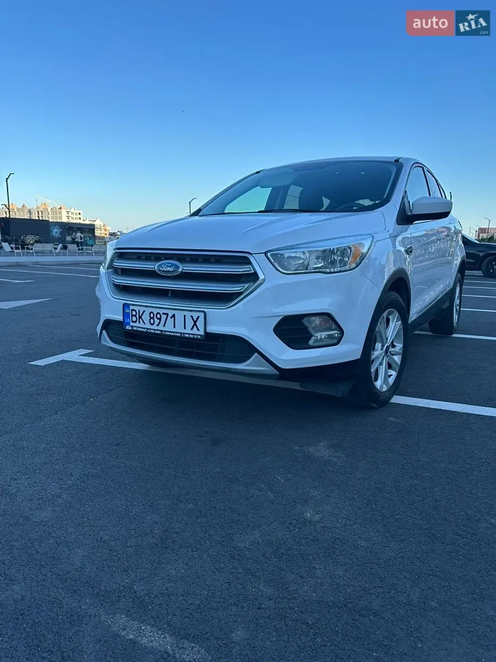 2017 Ford Escape - фото 1