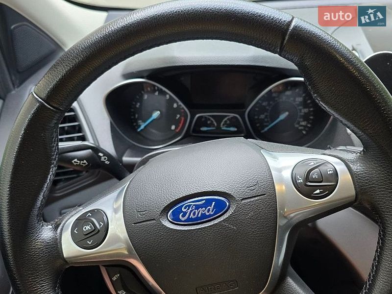 Внедорожник / Кроссовер Ford Escape 2015 в Ивано-Франковске фото 3 Внедорожник / Кроссовер Ford Escape 2015 в Ивано-Франковске