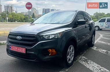 Внедорожник / Кроссовер Ford Escape 2018 в Киеве