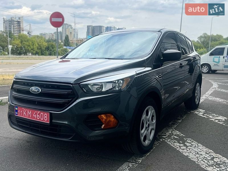 Внедорожник / Кроссовер Ford Escape 2018 в Киеве