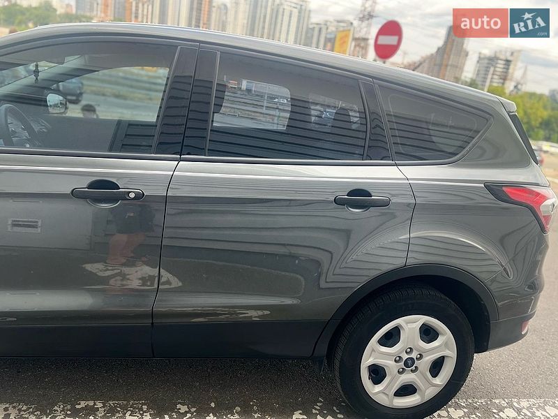 Внедорожник / Кроссовер Ford Escape 2018 в Киеве