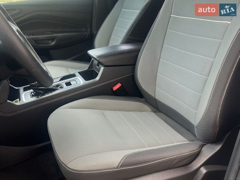 Внедорожник / Кроссовер Ford Escape 2018 в Киеве