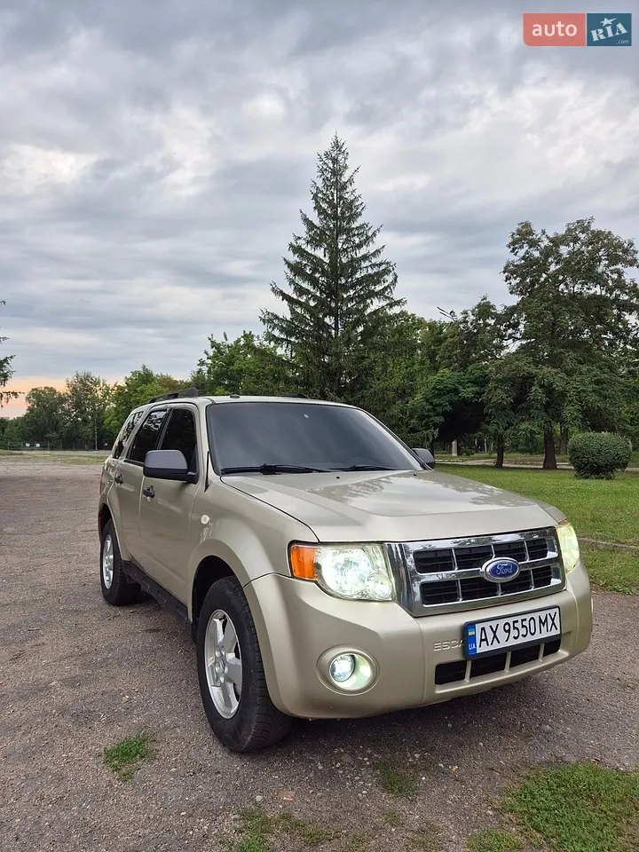 2011 Ford Escape - мініатюра 3