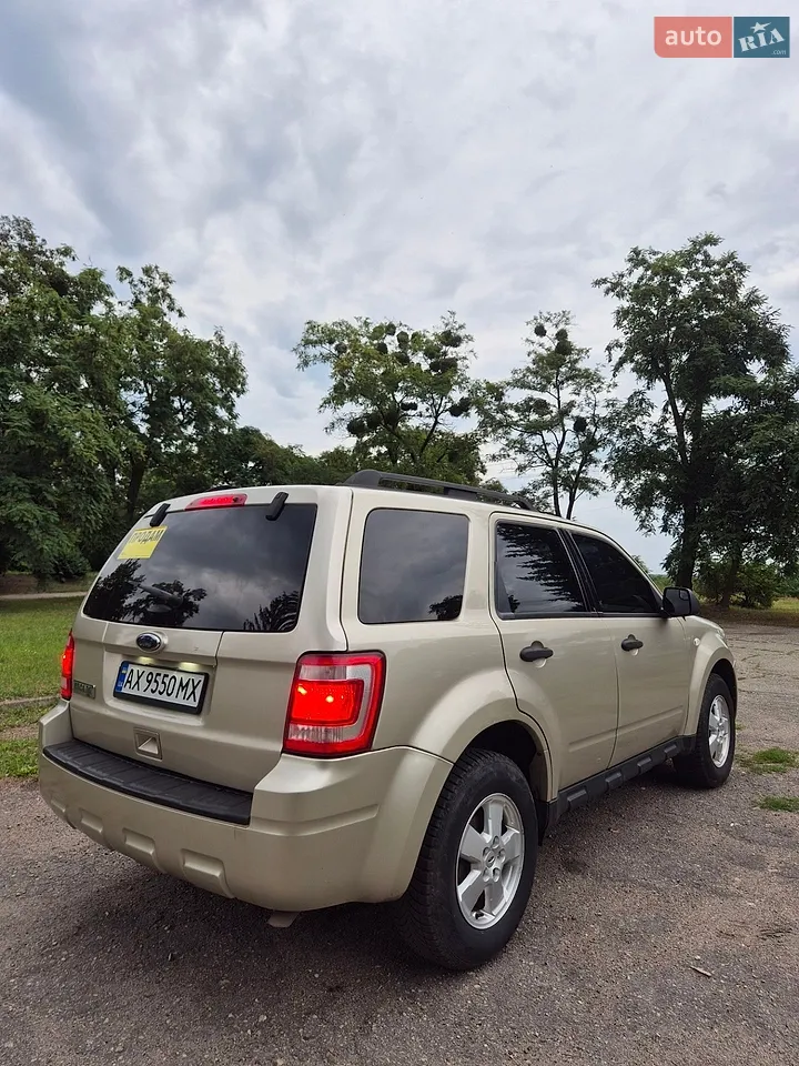2011 Ford Escape - мініатюра 4