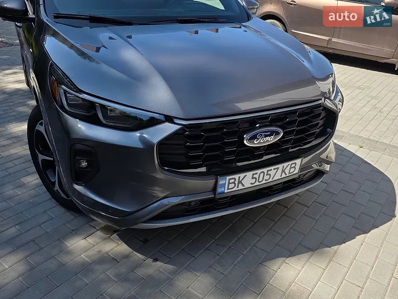Ford Escape 2024
