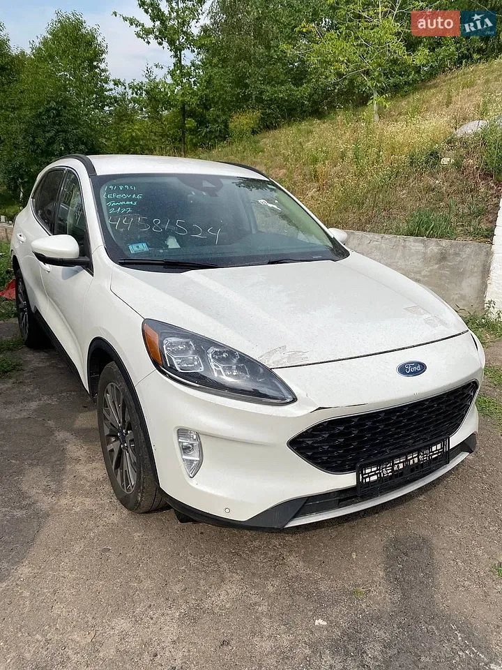 2020 Ford Escape - фото 1