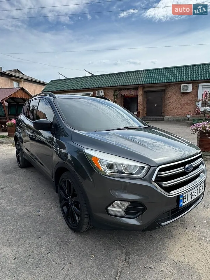 2019 Ford Escape - фото 1